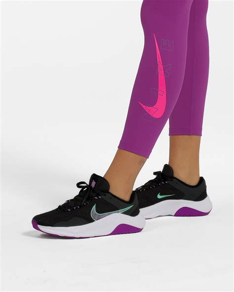 nike hoog essential|nike legend essential 3 lacing.